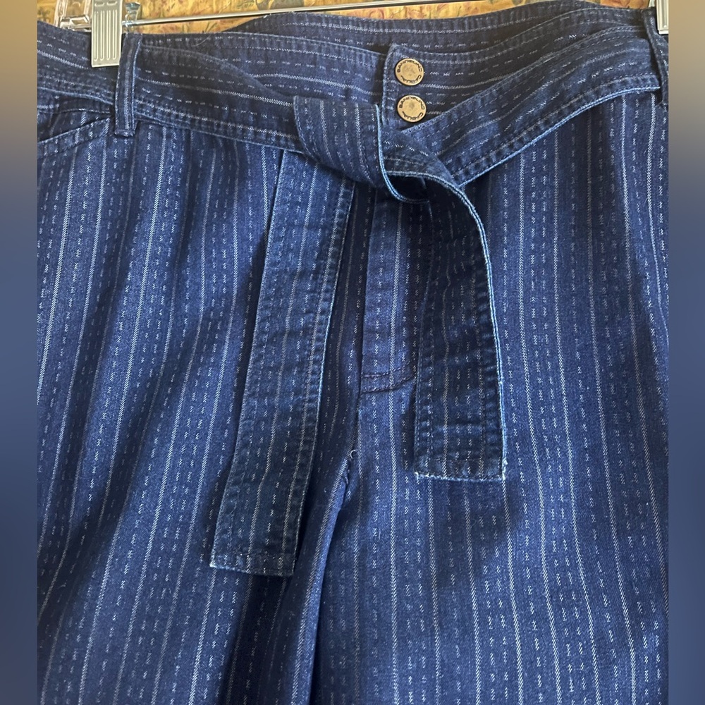 Bandolino Denim look striped pants 16